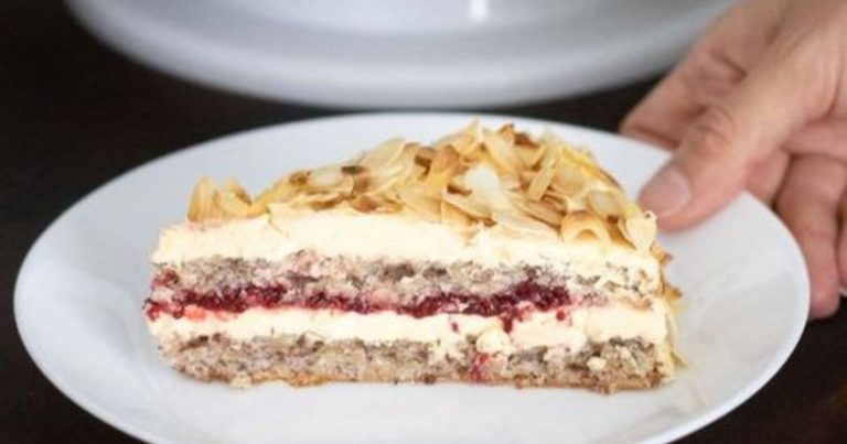 Schwedische Mandeltorte: Ein himmlisches Rezept für süße Verführung