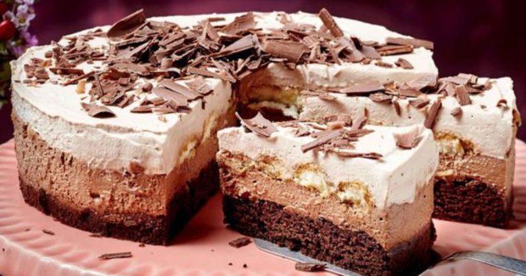 Verlockende Schoko-Sahne-Torte: Ein Genuss für Schokoladenliebhaber