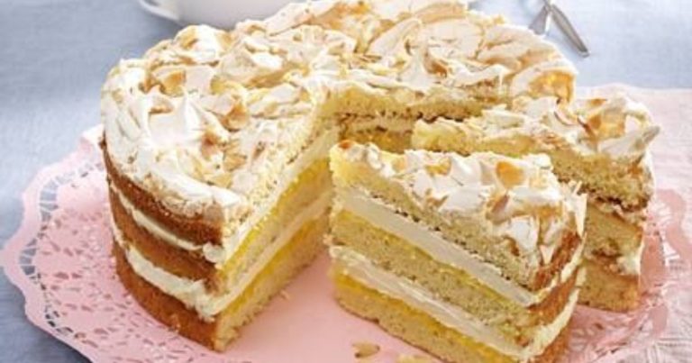 Weiße Schokoladen-Torte: Ein himmlisches Rezept für süße Genießer