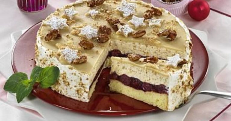 Verlockende Gebrannte Mandel-Kirsch-Torte: Ein himmlisches Dessert für Feinschmecker